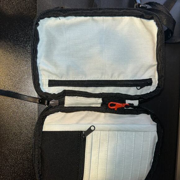 Sherpani Black Structured Satchel Crossbody Bag | Gold Hardware | New Without Ta - Picture 8 of 9